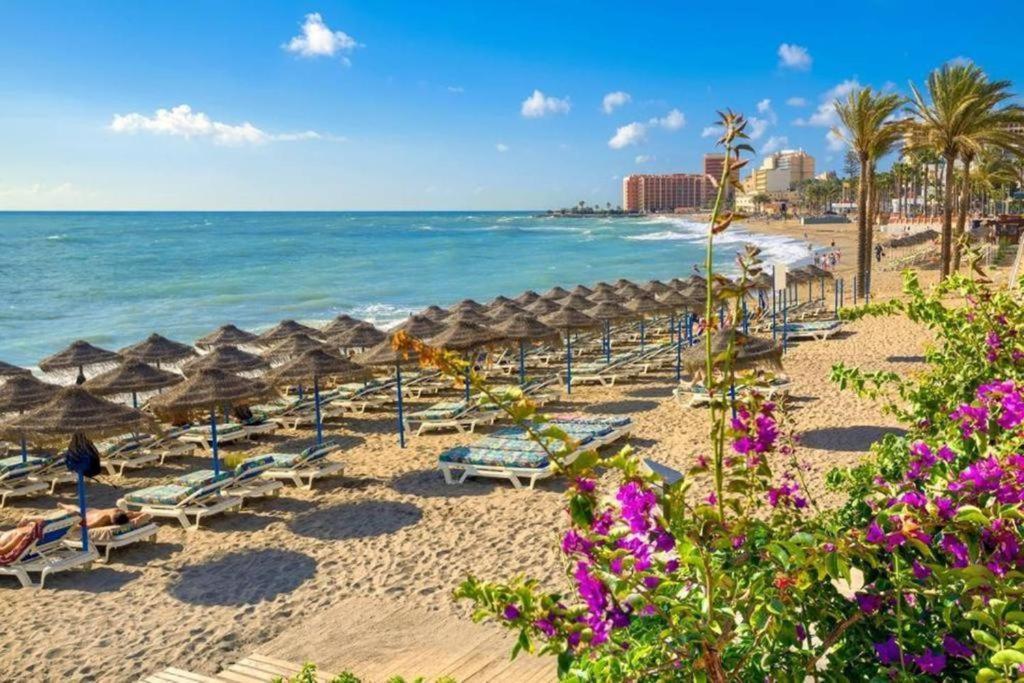Apartamento Con Gran Terraza Junto A La Playa Torremolinos Eksteriør billede